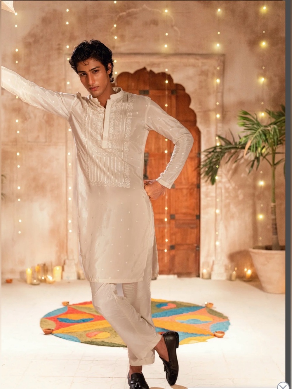 New Men’s Fancy Ivory Embroidered Kurta Set